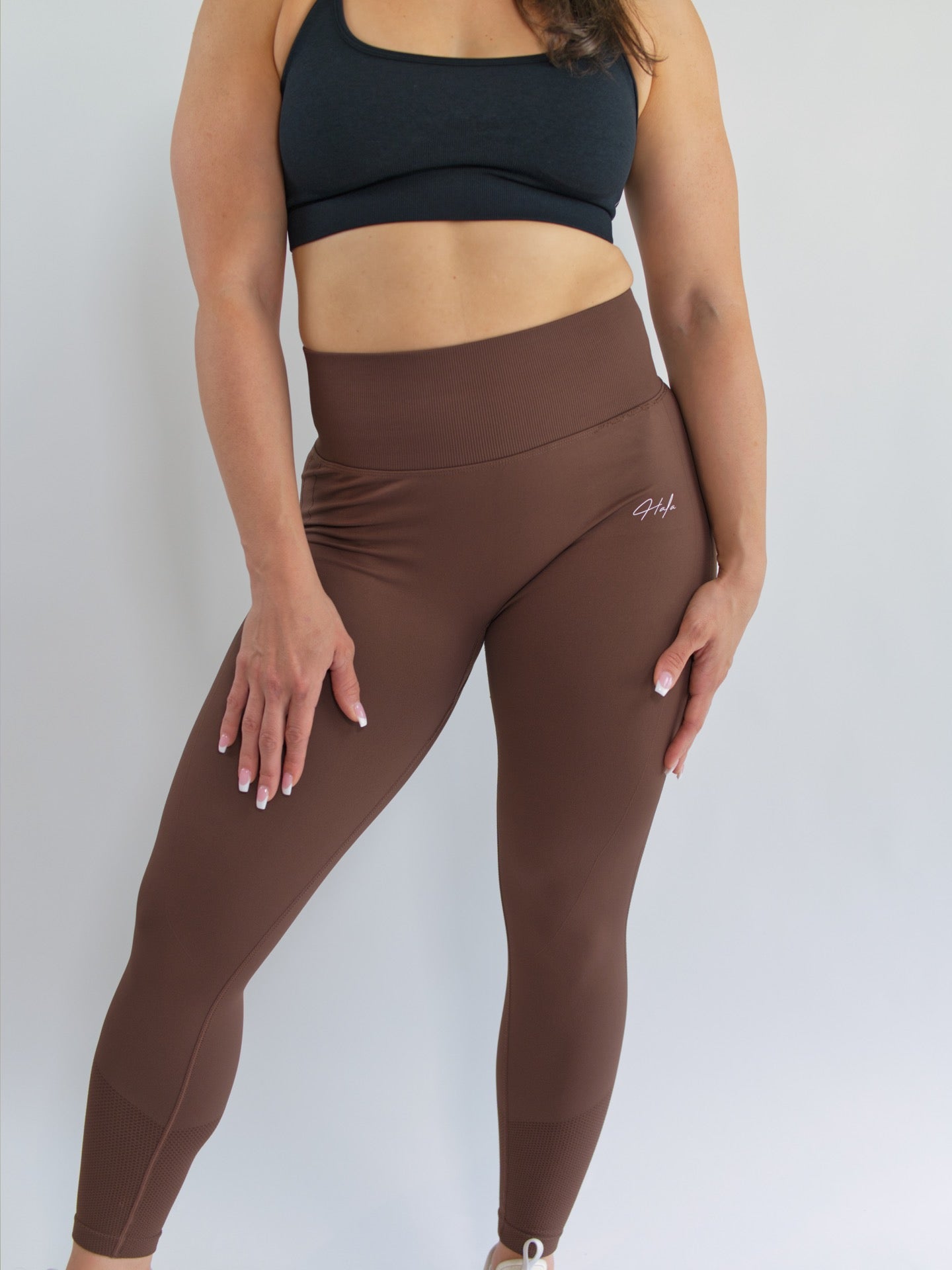 Seamless scrunch leggings Sculpt leggings saphire blue rich brown front view