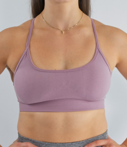 Comfortable Crossback Seamless Sports Bra Mauve Front View Close Up